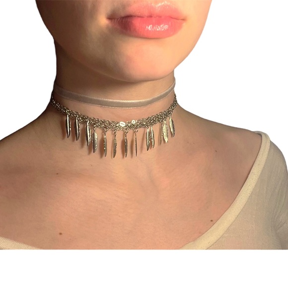 Set of 2 ~ Gray and Silver Feather Chokers - Picture 3 of 3
